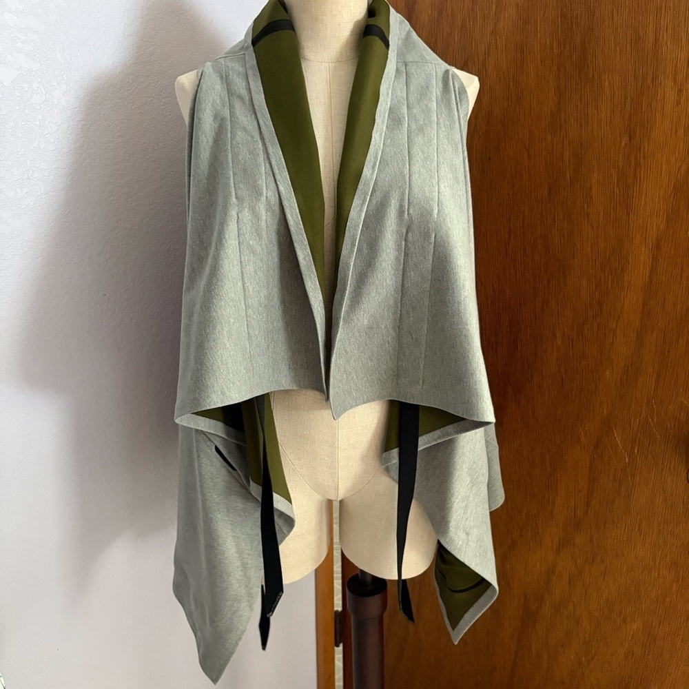 NIKE x JFS sz M Gray Green Tech Fleece Vest Cape Nikelab 718659